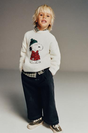STRIKKET SWEATER MED ULD - SNOOPY PEANUTS™ - råhvid fra Zara