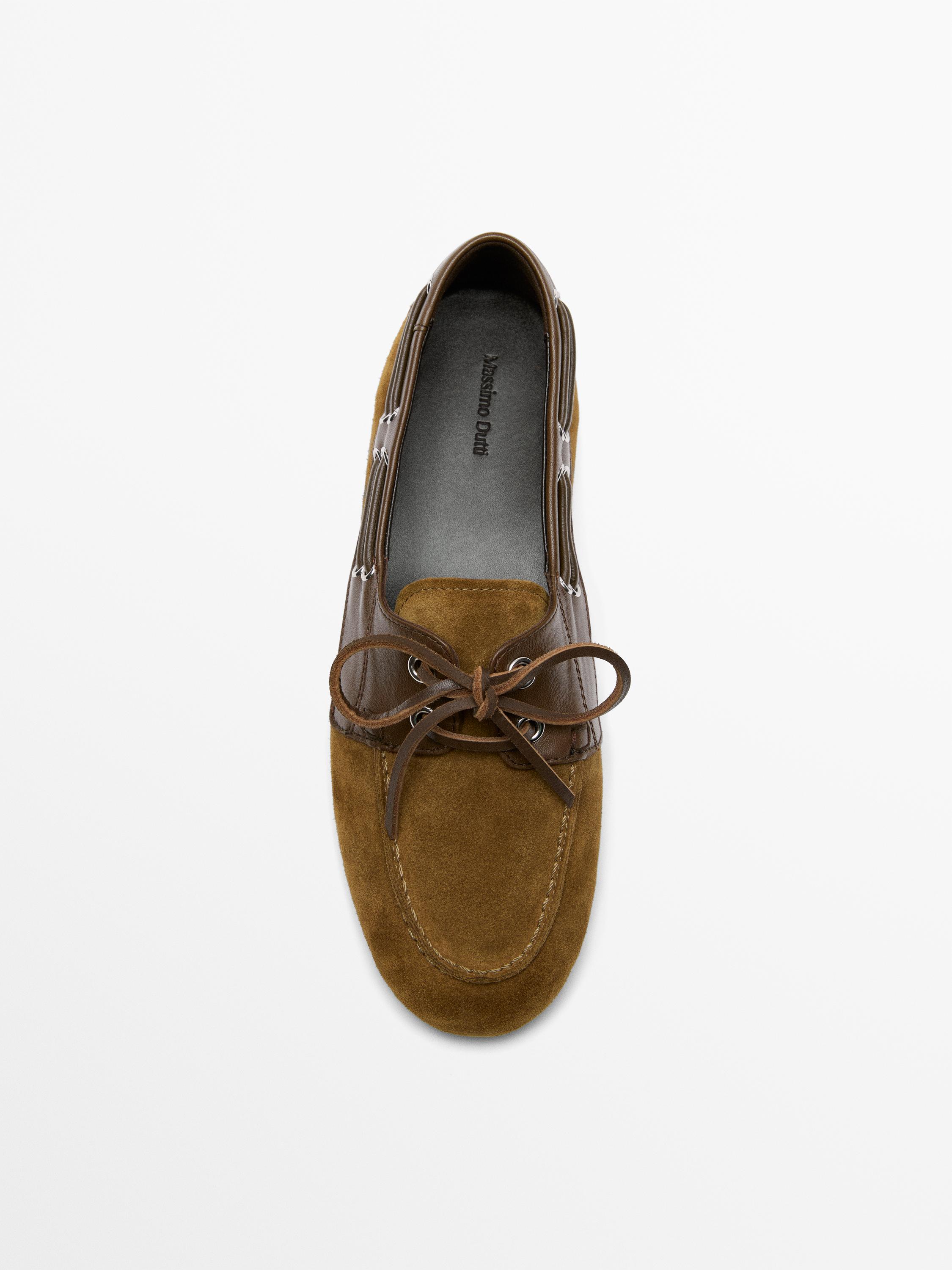 Chaussure bateau en cuir combiné