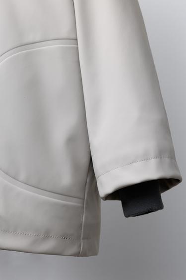 RUBBERISED WATER-RESISTANT RAINCOAT - Ice by Zara - Image 6