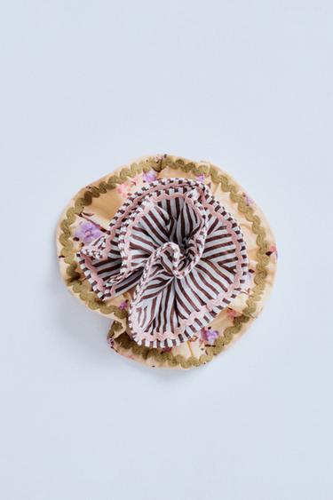 ZARA TIMELESZ  - 2-PACK OF STRIPE AND FLORAL SCRUNCHIES - Brown by Zara - Image 1
