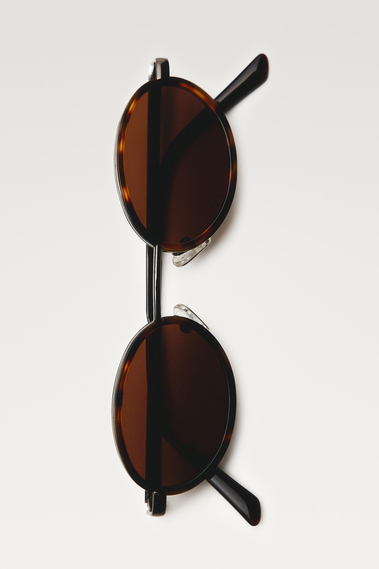 Metallic tortoiseshell-effect sunglasses — Brown