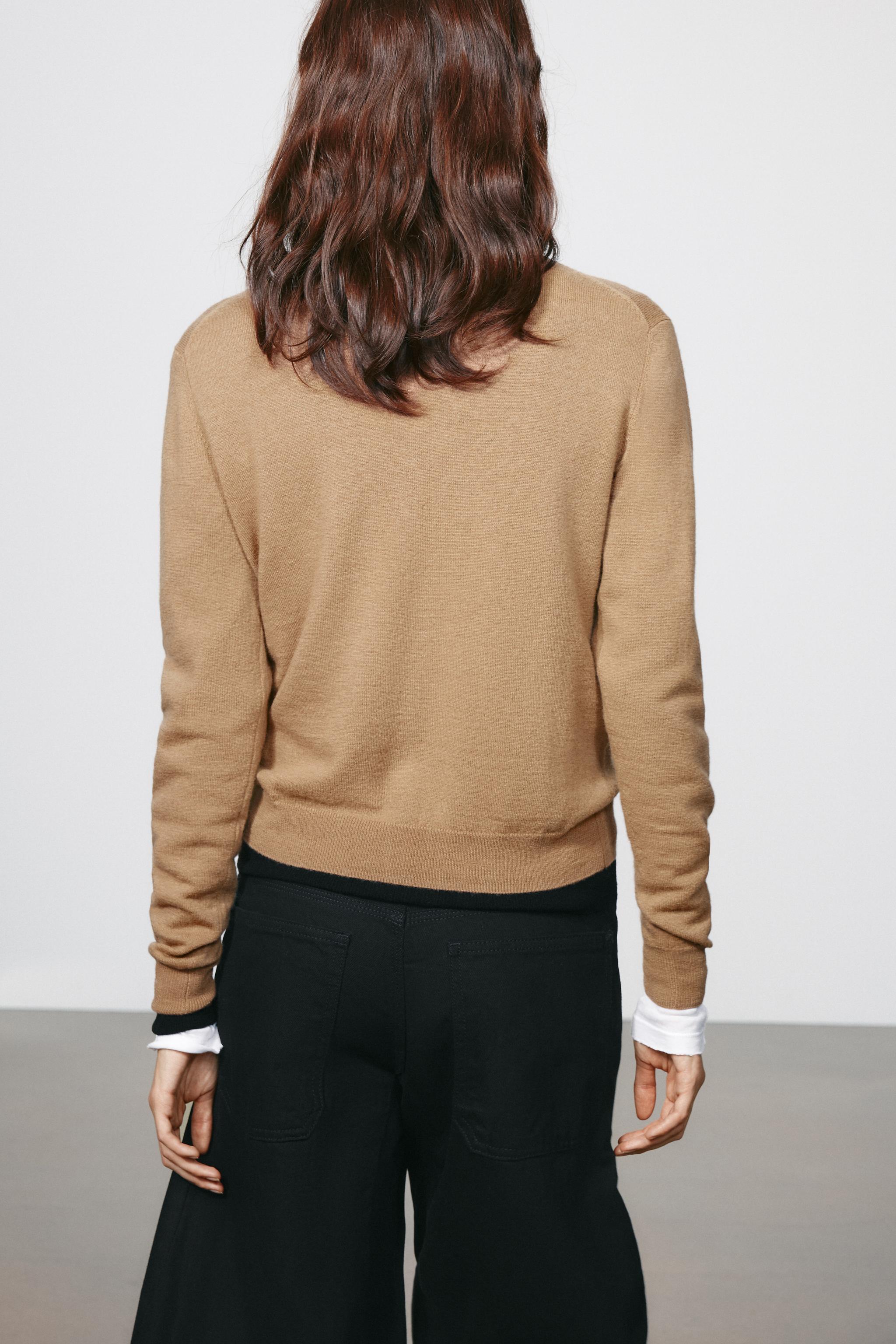 EXTRA-SOFT 100% WOOL CARDIGAN
