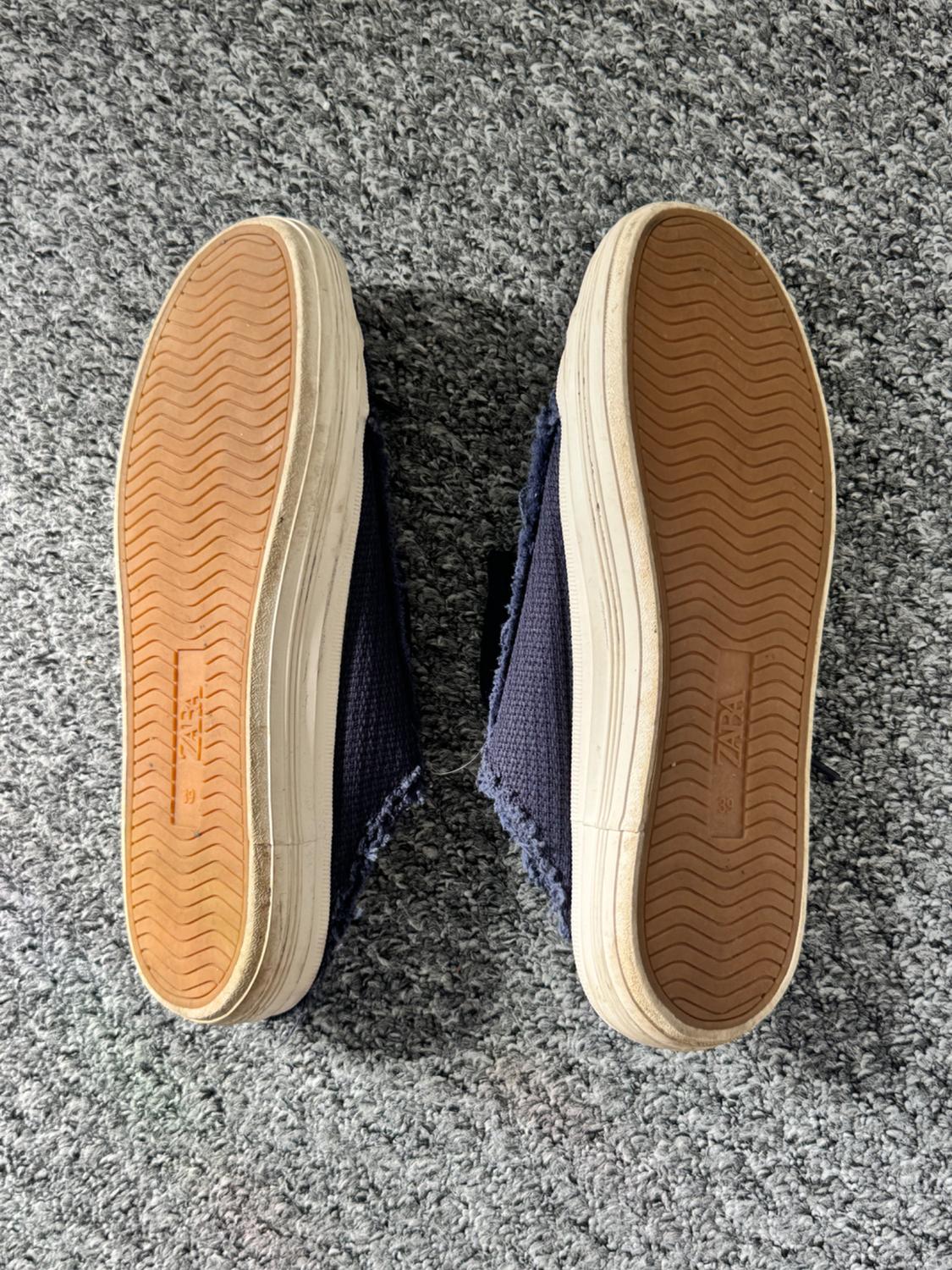 FABRIC MULE TRAINERS - Image 2