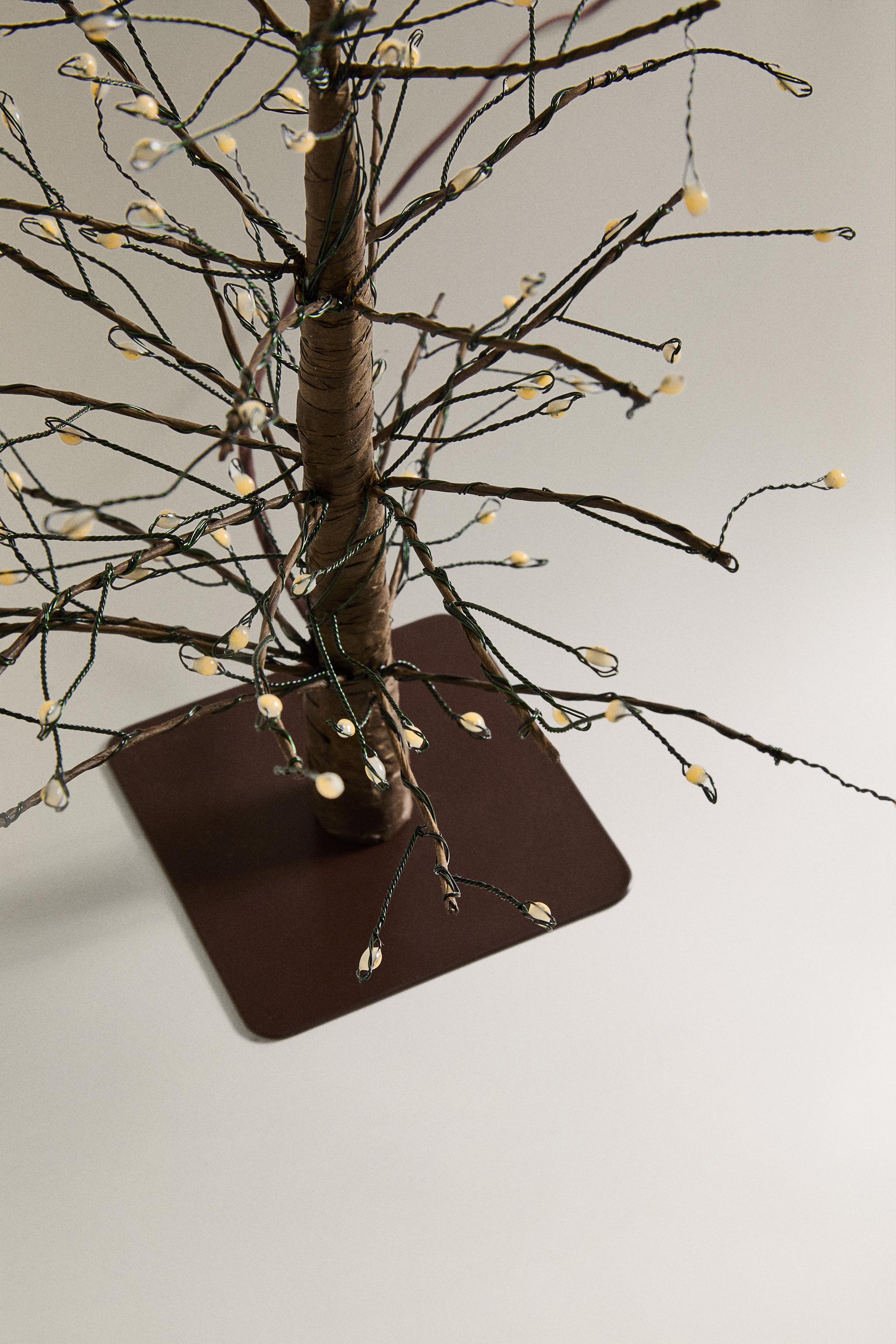 LED LIGHT CHRISTMAS TREE (13.0")