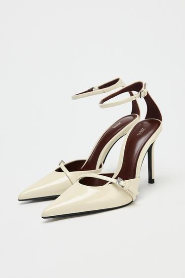 CHAUSSURES EFFET VERNI AVEC BRIDE - Blanc écru de Zara - Image 4