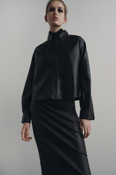 SOBRECAMISA EFECTO PIEL ZW COLLECTION - Negro de Zara - Imagen 0