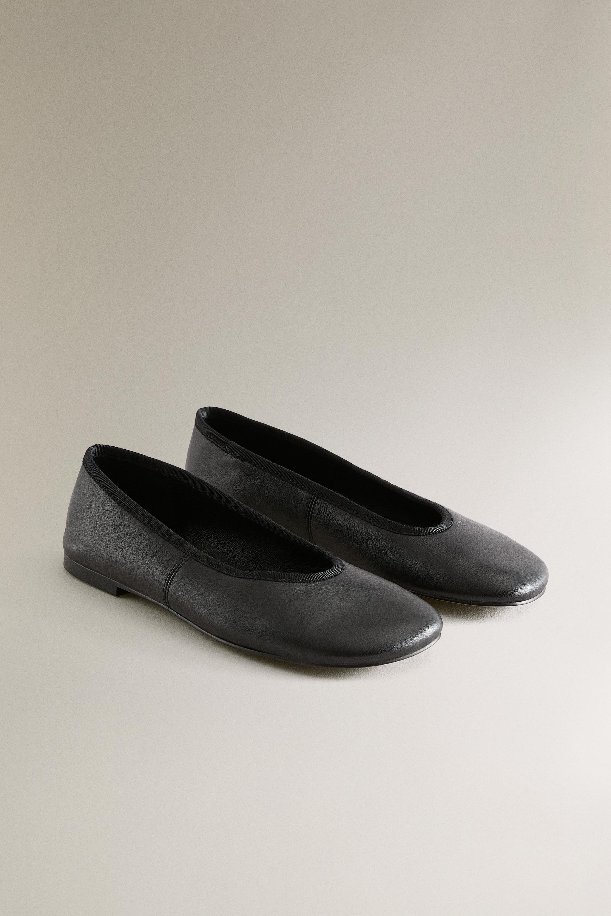 FLEXIBLE LEATHER BALLET FLATS