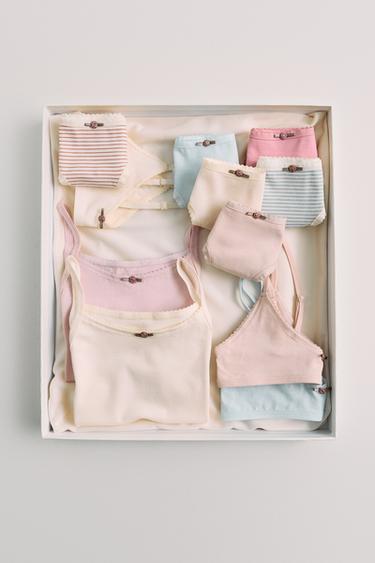 PACKS CAMISETAS INTERIORES, TOPS Y BRAGUITAS FLORECITAS - Caldero de Zara