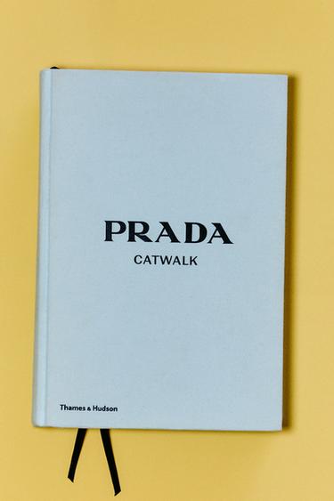 PRADA CATWALK BOOK (ENGLISH) - Light blue by Zara