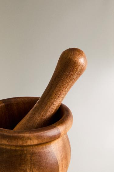 WOODEN PESTLE AND MORTAR - Light beige by Zara - Image 2