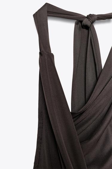 FLOWING NECKLINE DRESS WITH PLEATS - Dark brown by Zara