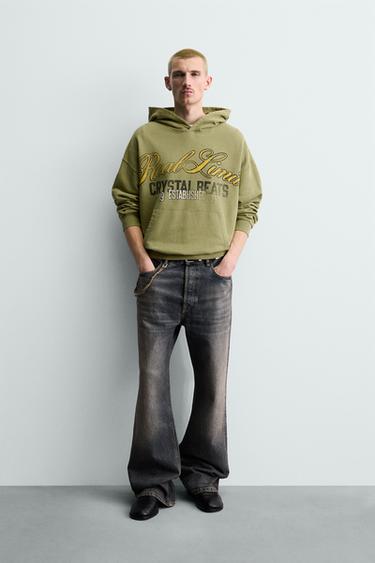 ТОЛСТОВКА С ЭФФЕКТОМ ПОТЕРТОСТИ И НАДПИСЬЮ — ЗЕЛЕНОВАТЫЙ от Zara