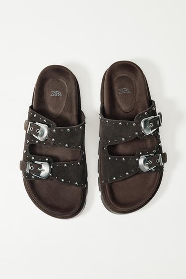 SANDÁLIA BAIXA DE COURO COM TACHAS - Marrom da Zara