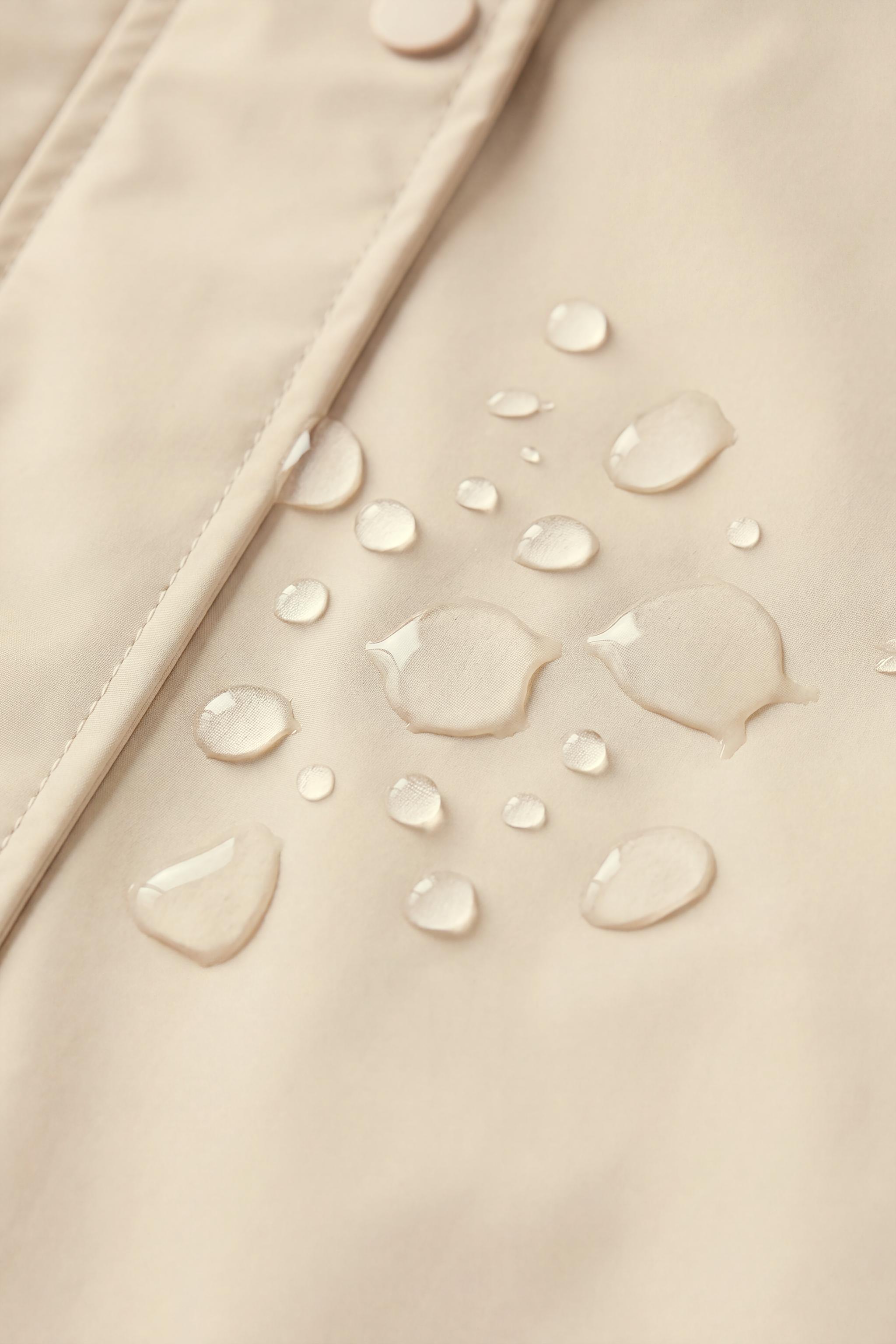 RUBBERIZED WATER-REPELLENT BELTED RAINCOAT