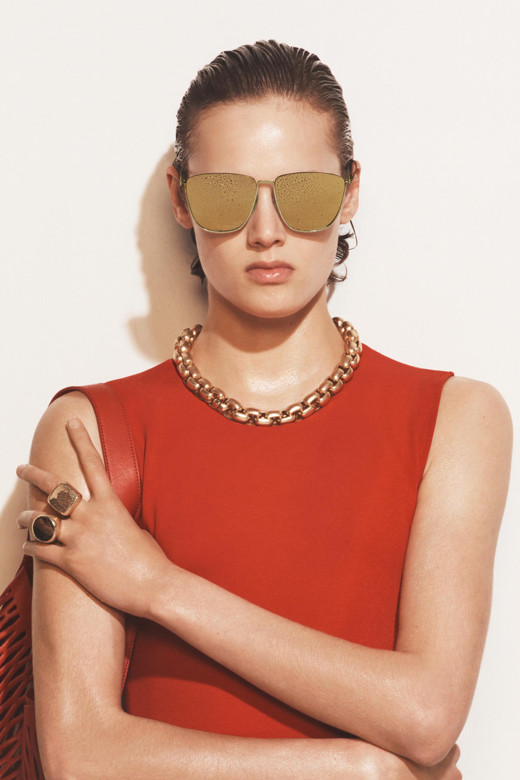 SQUARE METAL SUNGLASSES - THE ITEM ZARA WOMAN - Golden | ZARA