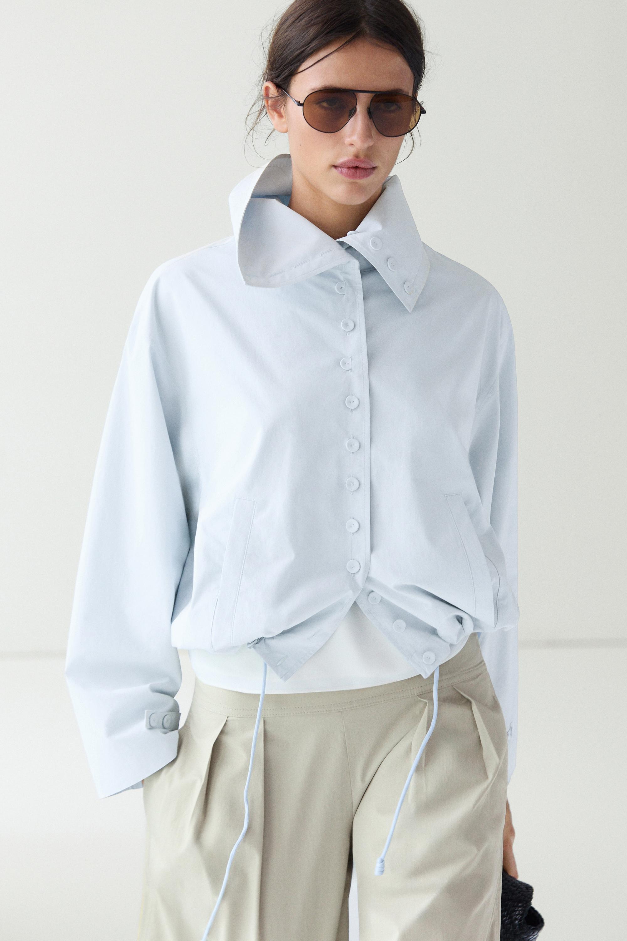 Cropped button jacket