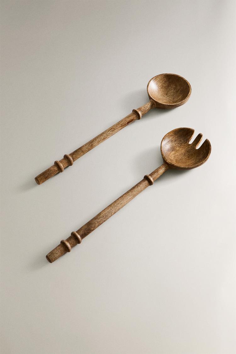 WOODEN SALAD SERVING SET (SET OF 2) — Light beige
