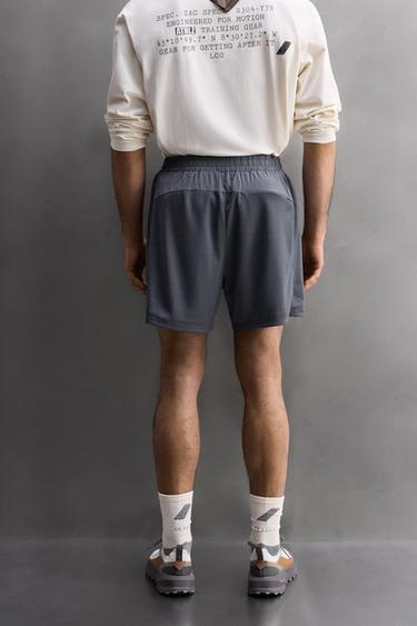 SHORT PERFORÉ BIMATIÈRE - Bleu clair de Zara - Image 2