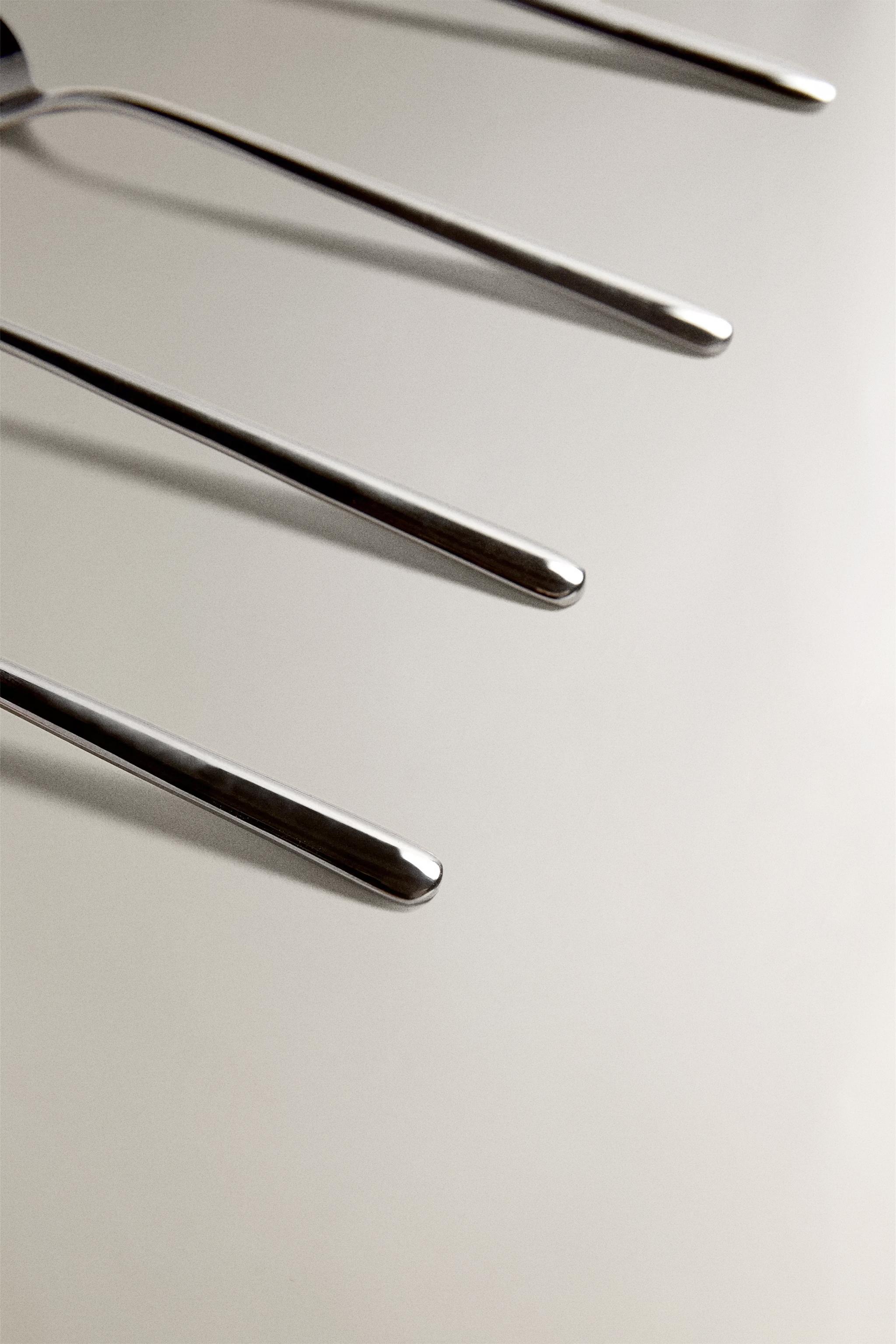 SET OF SHINY STEEL DESSERT SPOONS (SET OF 4)