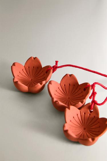 FLEUR D'OSMANTHUS SCENTED CHARM - Crystal by Zara - Image 1