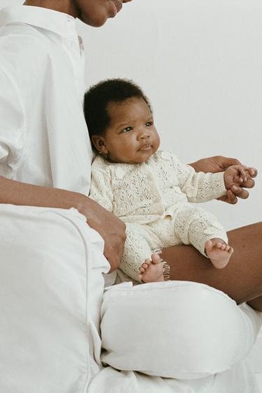 CUTWORK KNIT CARDIGAN - Ecru by Zara