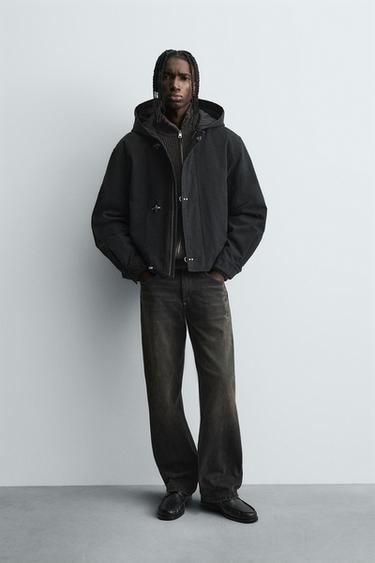 CAZADORA CAPUCHA ALAMARES - Negro de Zara - Imagen 0