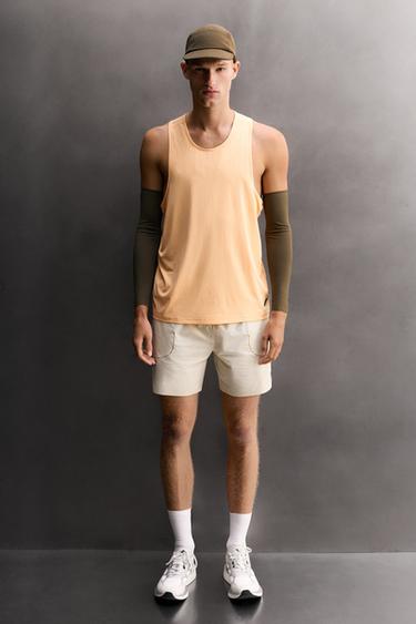 MANGUITOS RUNNING - Marrón oscuro de Zara