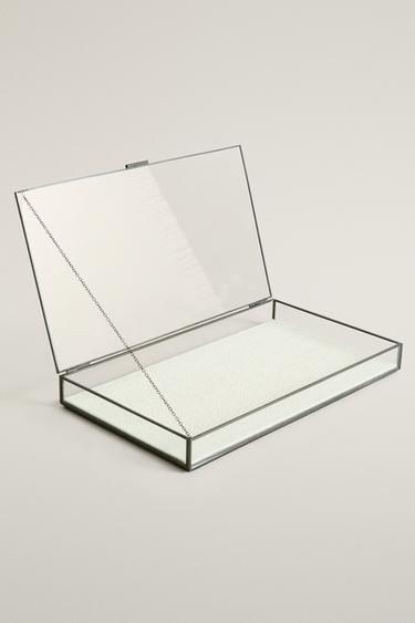 JEWELRY BOX WITH A BLACK METAL BORDER — Black 2