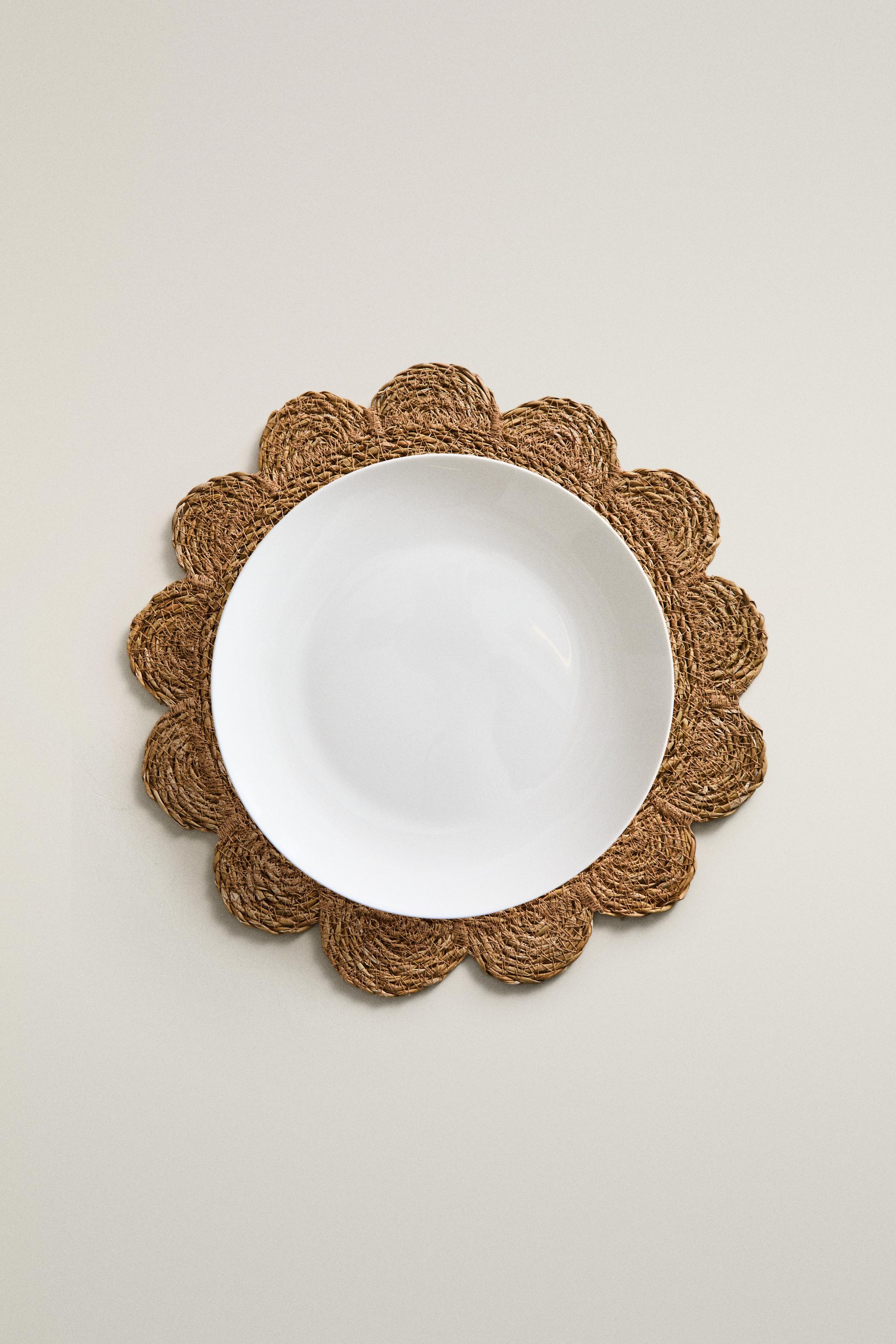 SET DE TABLE FLEUR EN ROTIN