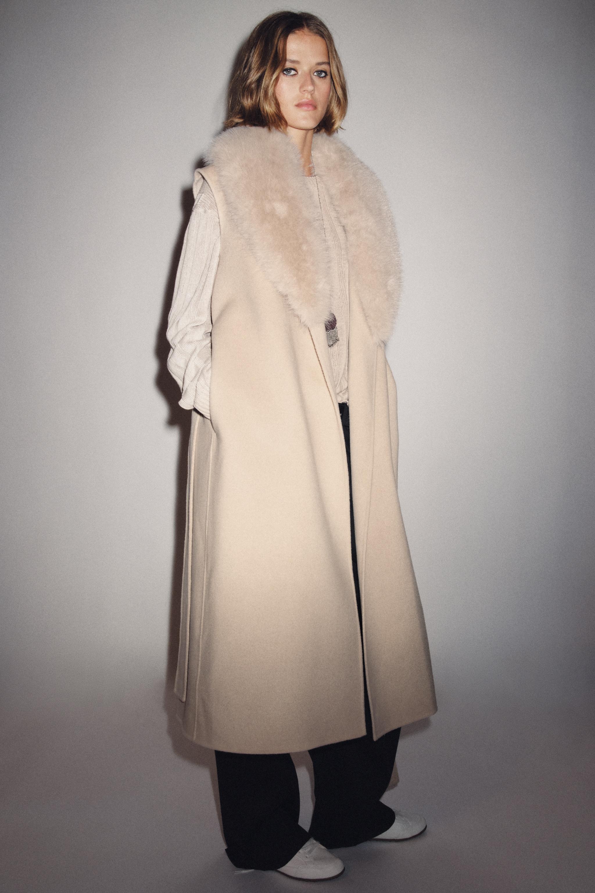 ZW COLLECTION フェイクファーカラーベスト - エクリュ | ZARA Japan