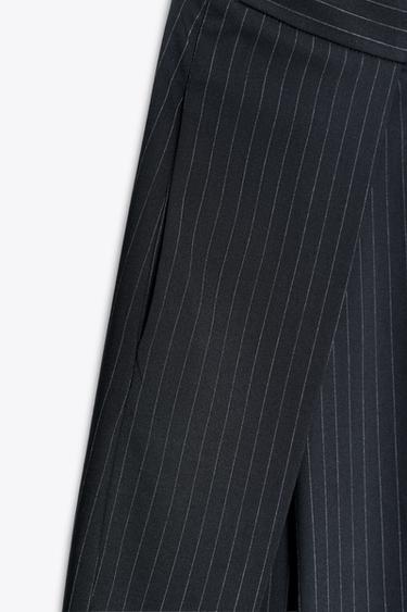 PANTALÓN RAYA DIPLOMÁTICA ZW COLLECTION - rayas de Zara