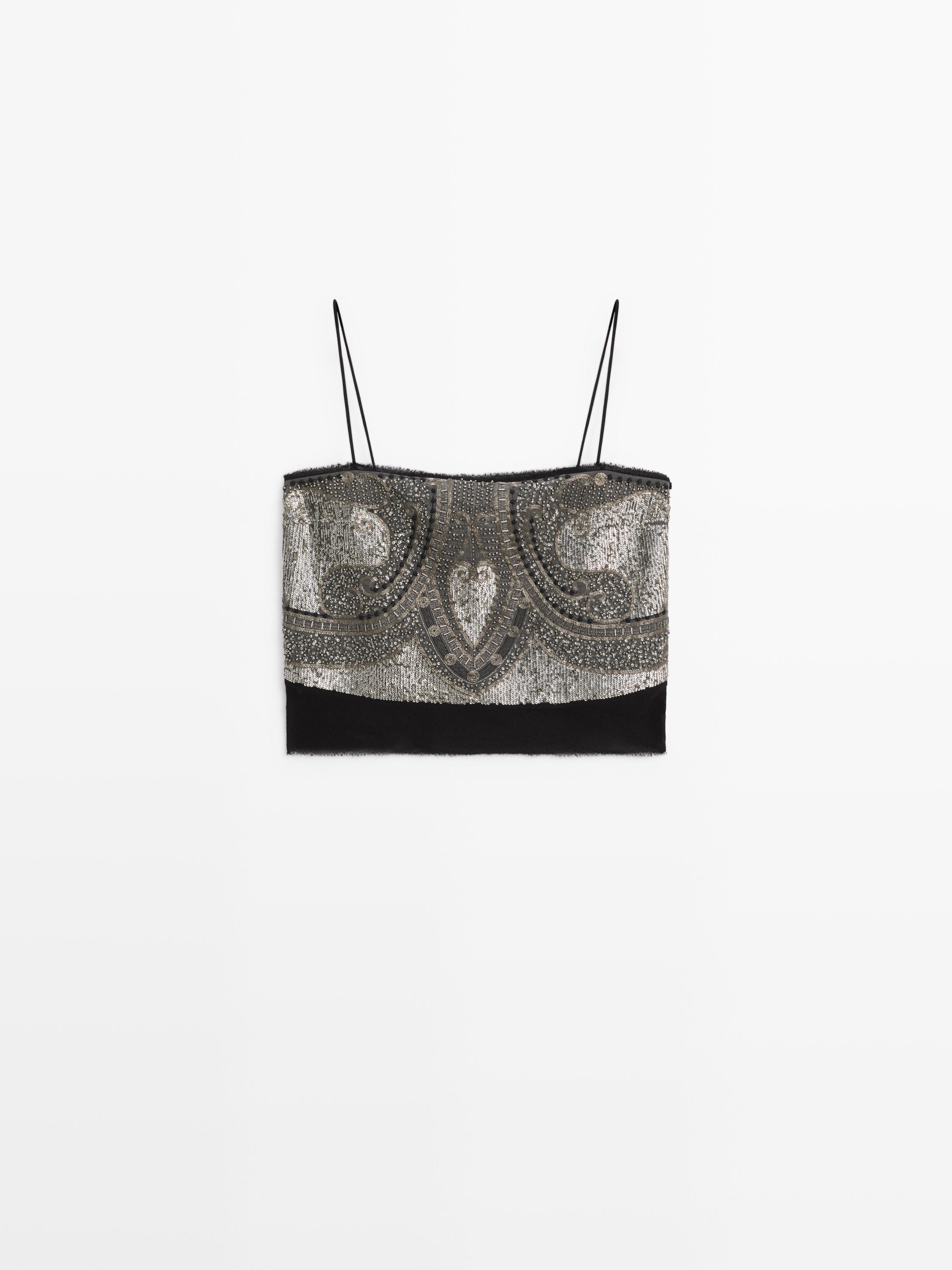 Top with embroidered details - STUDIO