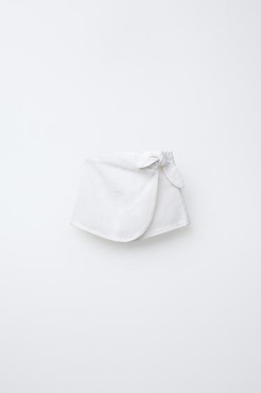 تنورة برمودا DENIM HIGH WAIST بربطة - أبيض الخاص بـ Zara