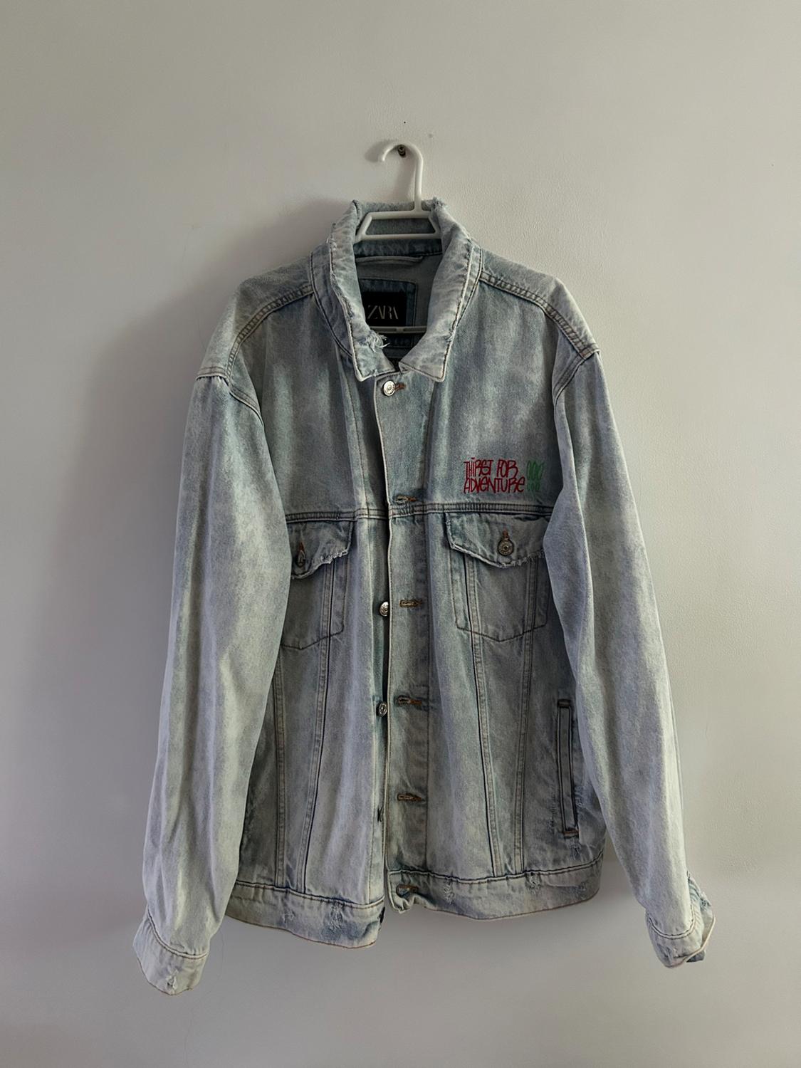 PRINTED DENIM JACKET