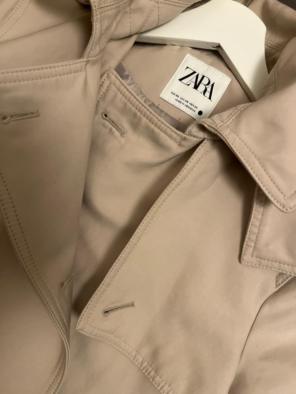 WATER-REPELLENT TRENCH COAT - Image 3