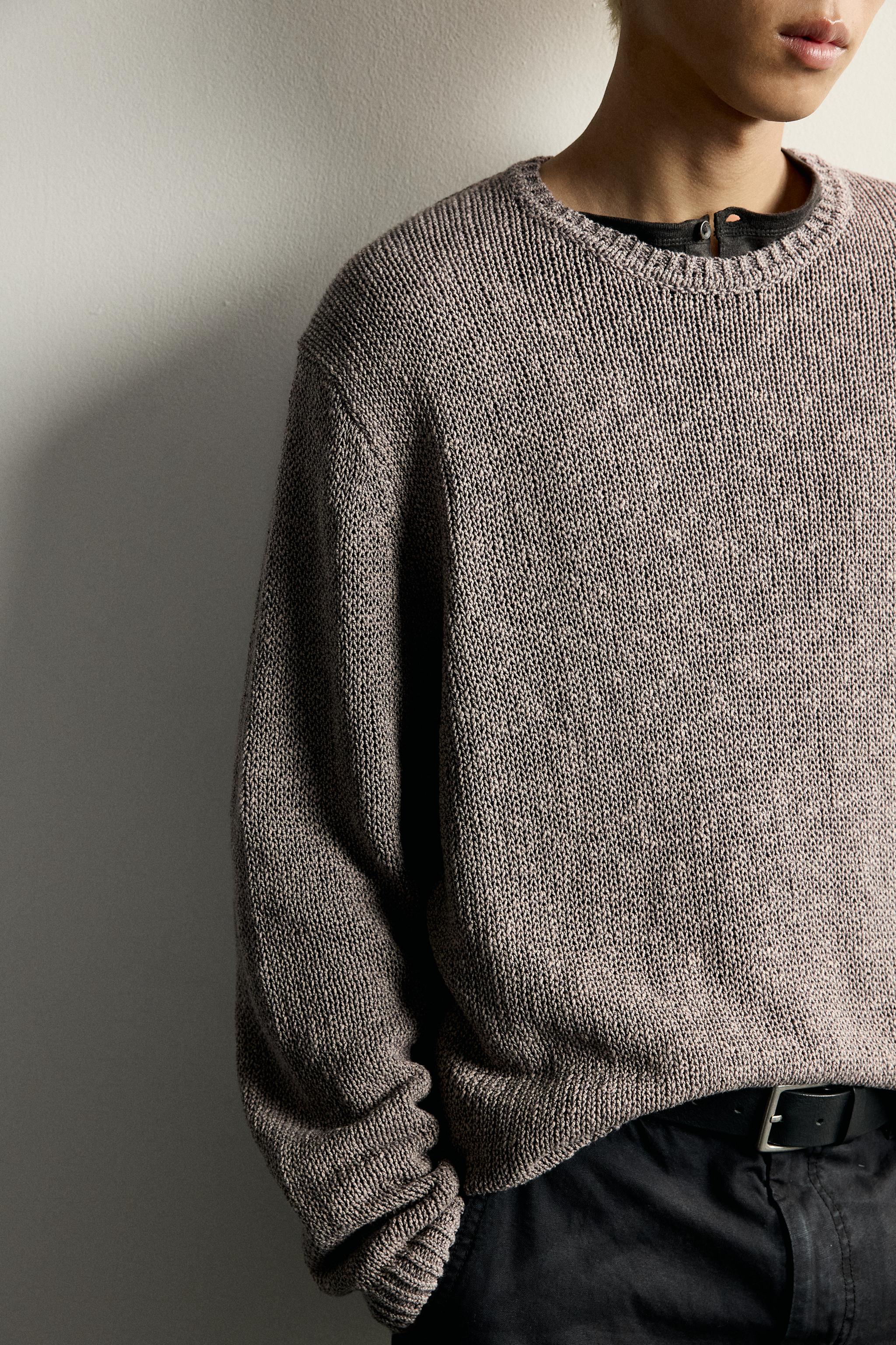 PULL TEXTURÉ À COUPE DÉCONTRACTÉE