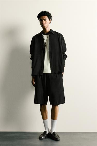 TEXTURED RELAXED FIT BERMUDA SHORTS - Black by Zara