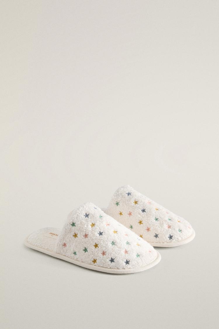 STAR PRINT MULE BATHROOM TOWEL SLIPPERS — White