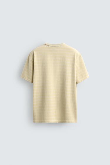 T-SHIRT RAYURES DÉLAVÉ - Jaune clair de Zara - Image 7