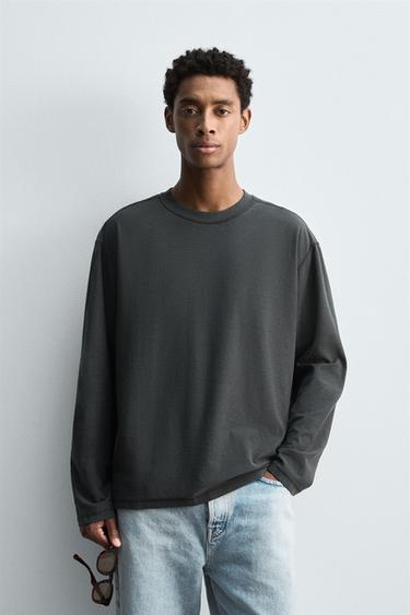 ФУТБОЛКА С ЭФФЕКТОМ ИЗНАНКИ — АНТРАЦИТОВО-СЕРЫЙ от Zara