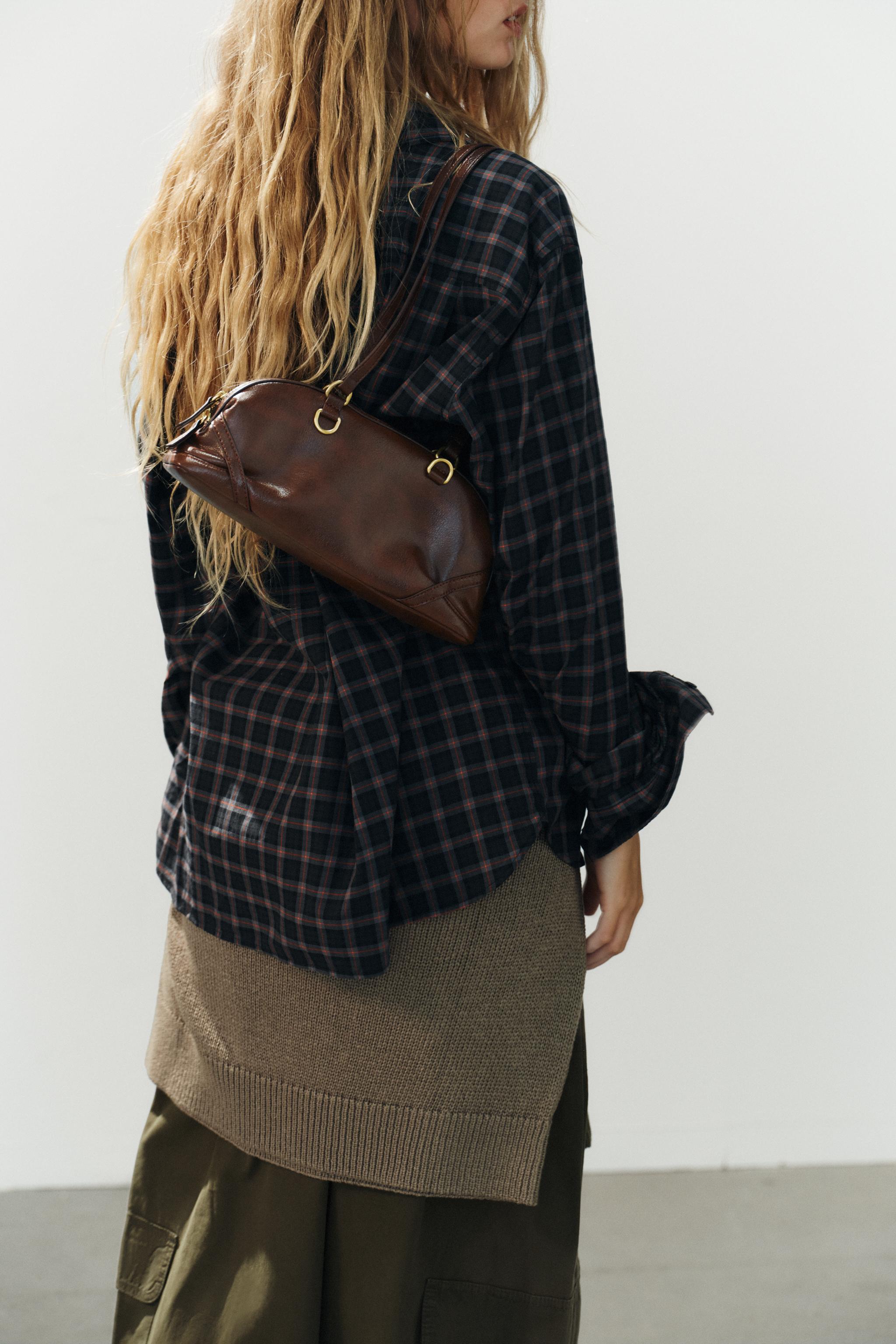 RING-DETAIL SHOULDER BAG