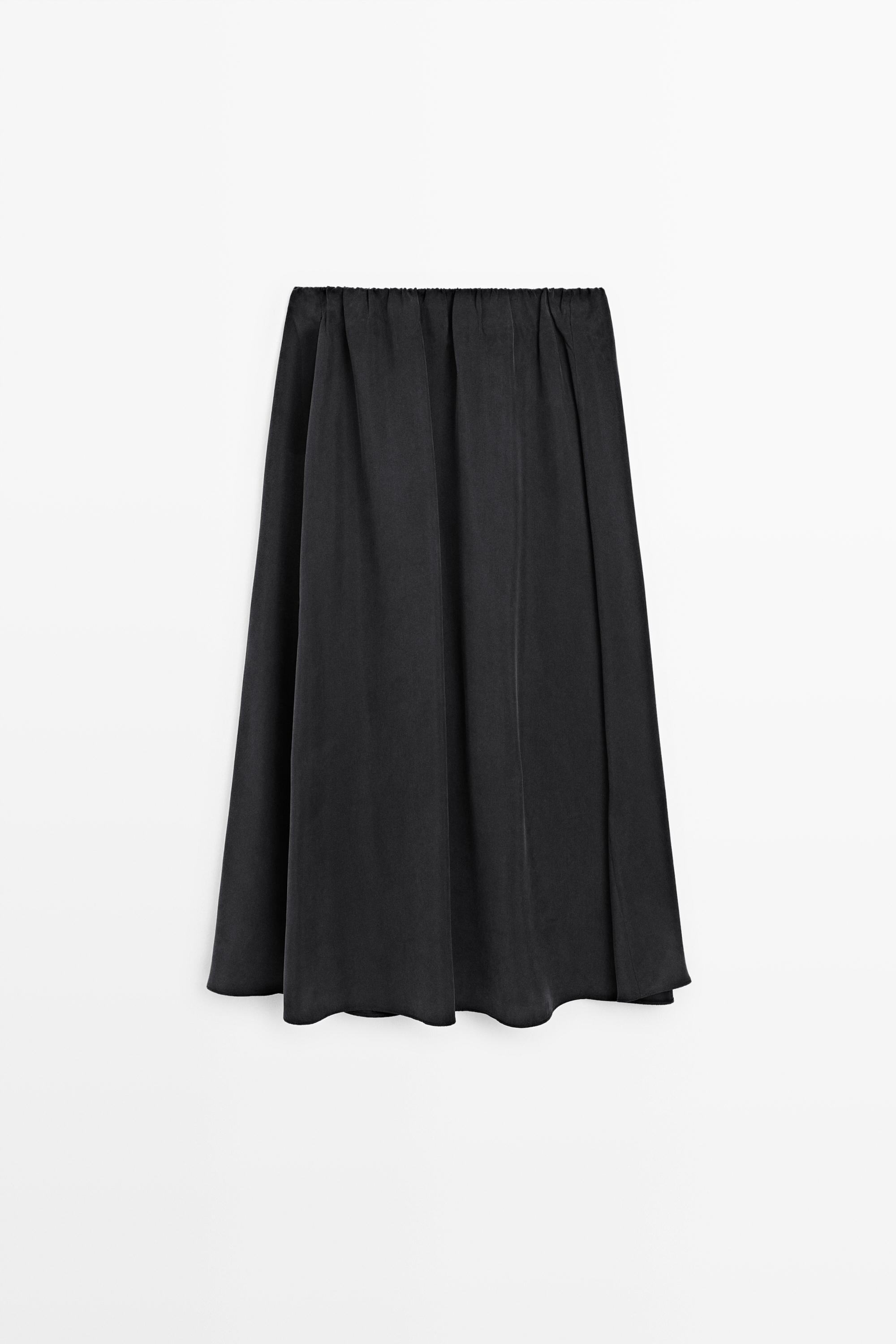 Voluminous midi skirt