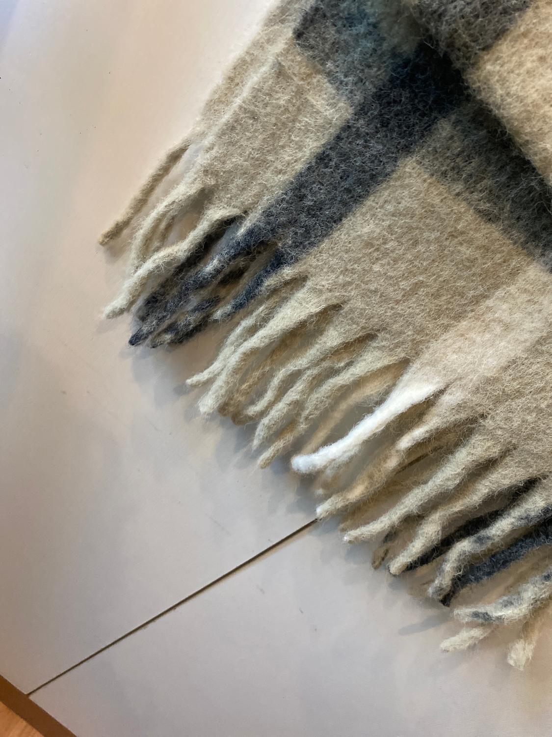 CHECK SCARF WITH FRINGE - Image 2