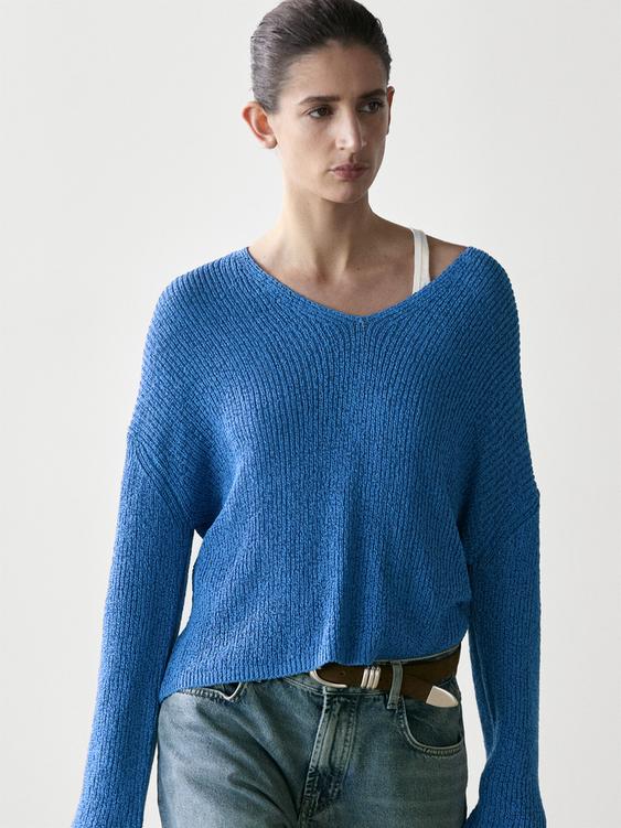 Cotton blend V-neck knit sweater from Zara - $160