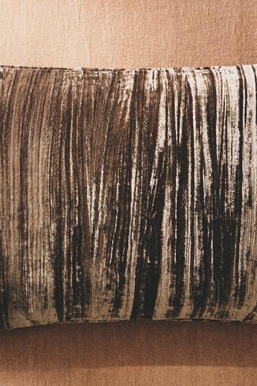 VELVET CUSHION COVER - Bronze by Zara - Image 5