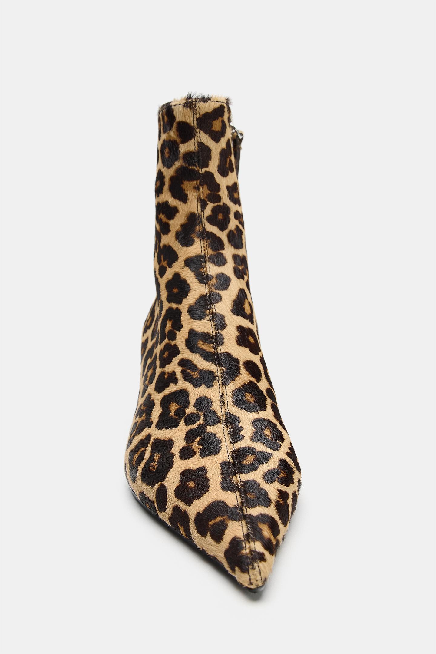 Женские ботинки Zara Printed Leather Kitten Ankle, цвет: Леопардовый — фото 5