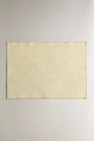 MANTEL INDIVIDUAL RESINADO OVERLOCK - Amarillo de Zara