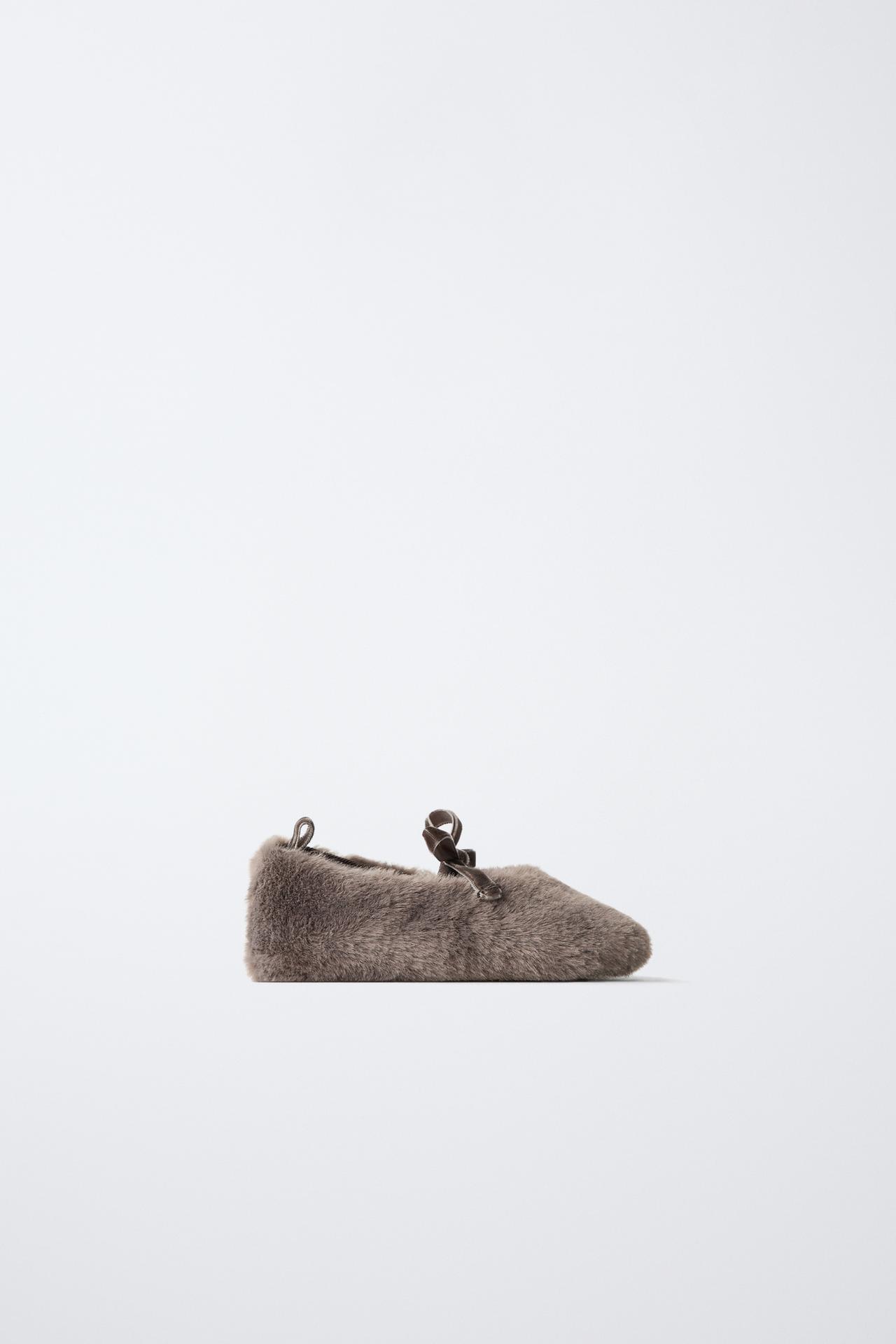 BOW HAIR BALLET FLATS — Taupe Gray