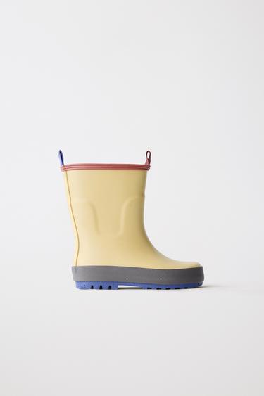 Zaras GUMMISTÖVLAR I COLOR BLOCK - Krämvit