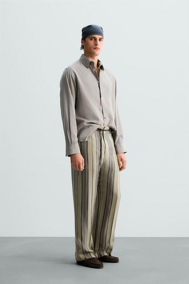 CAMISA LISTRADA EM VISCOSE LIMITED EDITION - Cinzento da Zara - Imagem 0